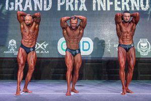 CLASSIC PHYSIQUE НОВИЧКИ